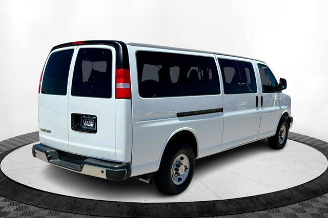 Photo of 2024 Summit White Chevrolet Express 3500