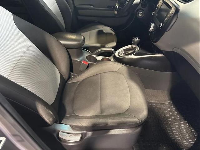 Photo of 2019 Bright Silver Kia Soul