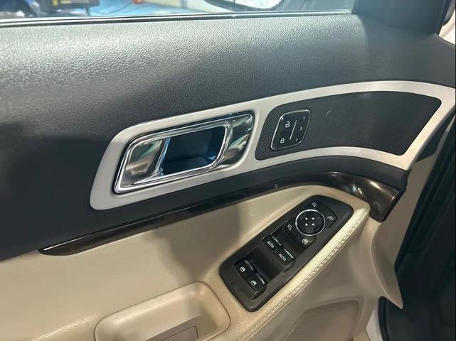 Photo of 2012  Ford Explorer
