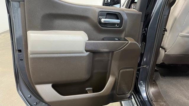 Photo of 2021 Gray Chevrolet Silverado 1500