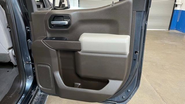 Photo of 2021 Gray Chevrolet Silverado 1500