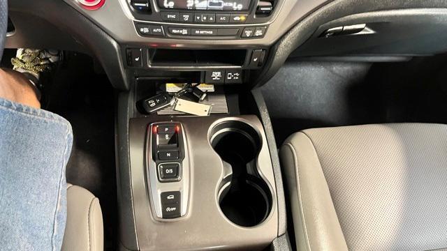 Photo of 2023 Obsidian Blue Honda Passport