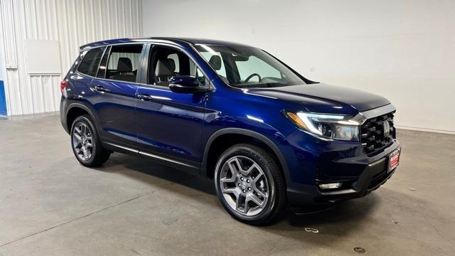 Photo of 2023 Obsidian Blue Honda Passport