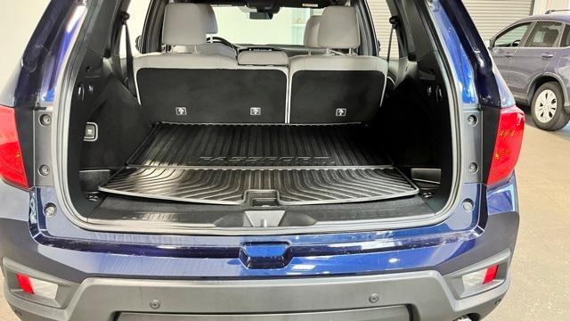 Photo of 2023 Obsidian Blue Honda Passport