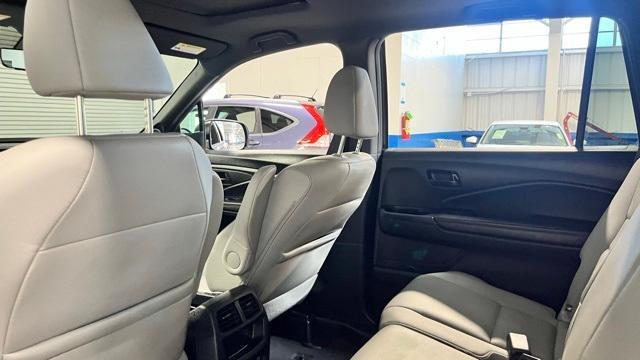 Photo of 2023 Obsidian Blue Honda Passport