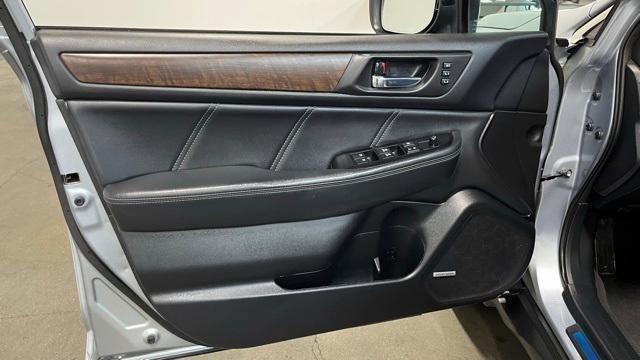 Photo of 2018 Ice Silver Metallic Subaru Outback