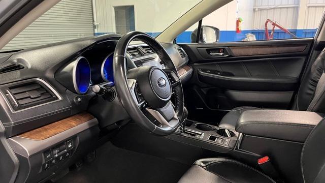 Photo of 2018 Ice Silver Metallic Subaru Outback