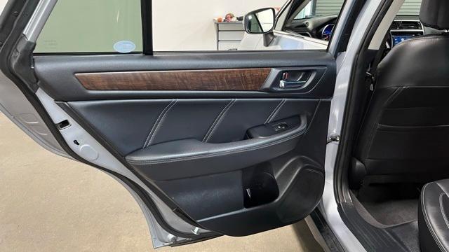 Photo of 2018 Ice Silver Metallic Subaru Outback