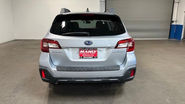 Photo of 2018 Ice Silver Metallic Subaru Outback