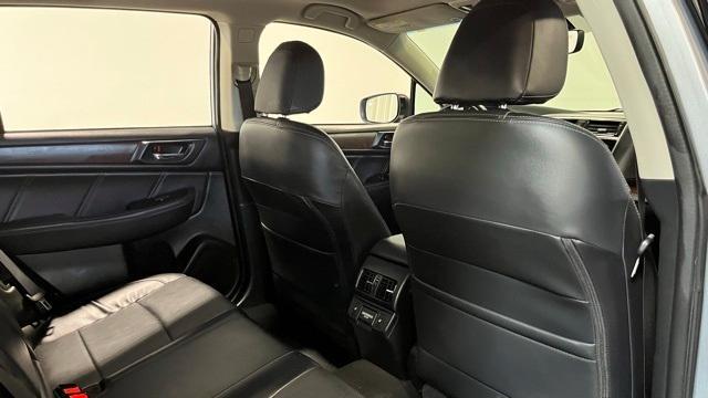 Photo of 2018 Ice Silver Metallic Subaru Outback