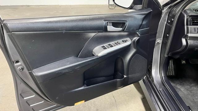 Photo of 2013 Gray Toyota Camry