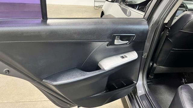 Photo of 2013 Gray Toyota Camry