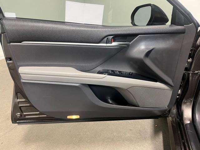 Photo of 2018 Bronze Toyota Camry