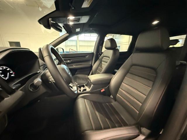 Photo of 2025 Crystal Black Pearl Honda CR-V Hybrid
