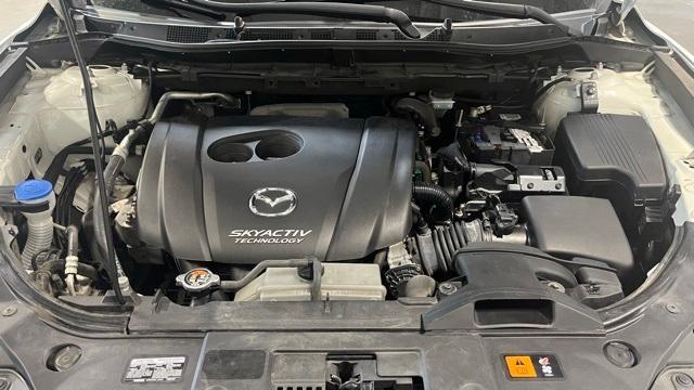 Photo of 2016 Crystal White Pearl Mazda CX-5