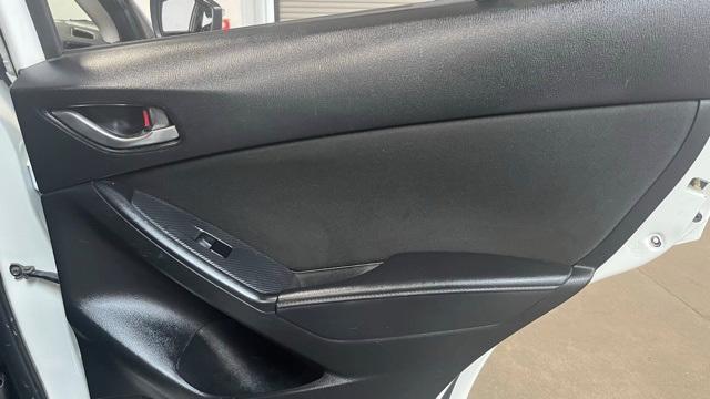 Photo of 2016 Crystal White Pearl Mazda CX-5