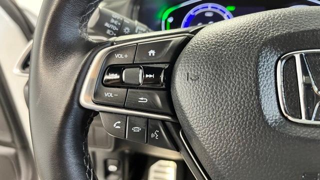 Photo of 2022 White Honda Accord Hybrid