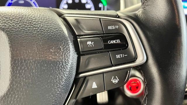 Photo of 2022 White Honda Accord Hybrid