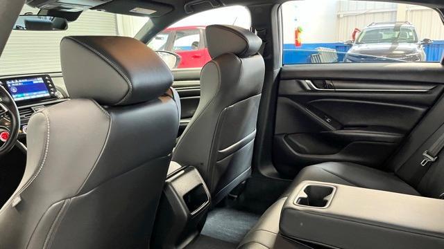 Photo of 2022 White Honda Accord Hybrid