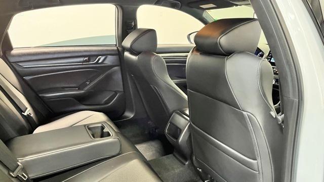 Photo of 2022 White Honda Accord Hybrid