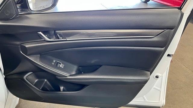 Photo of 2022 White Honda Accord Hybrid