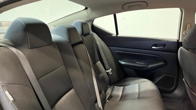 Photo of 2020 White Nissan Altima