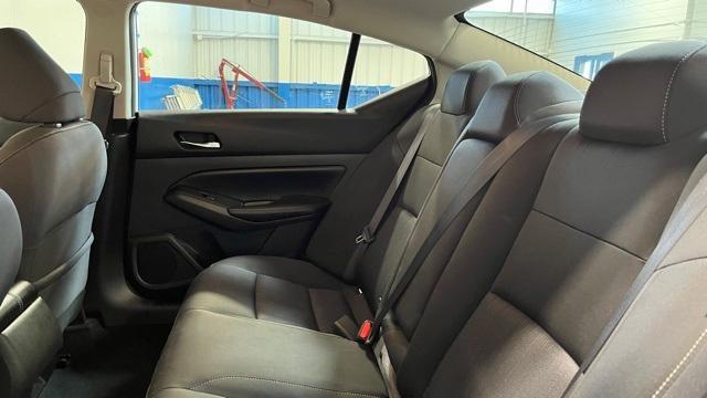 Photo of 2020 White Nissan Altima