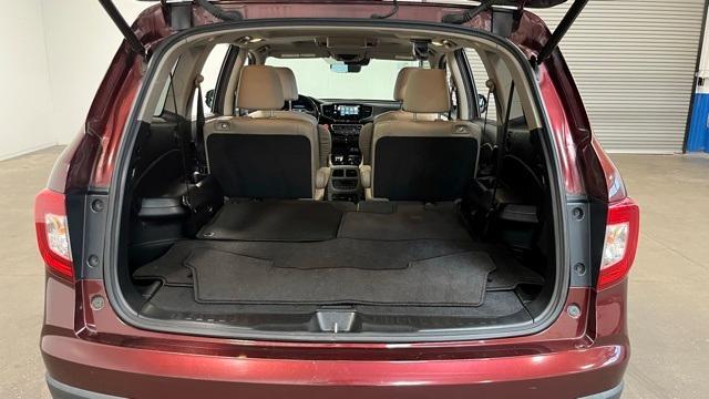 Photo of 2019 Deep Scarlet Pearl Honda Pilot