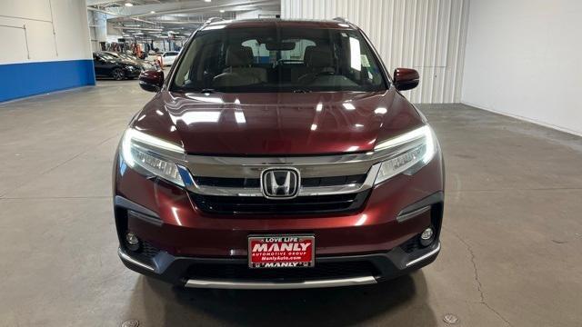 Photo of 2019 Deep Scarlet Pearl Honda Pilot