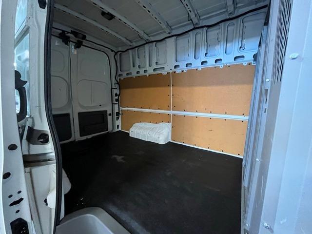 Photo of 2017 Glacier White Nissan NV Cargo NV2500 HD