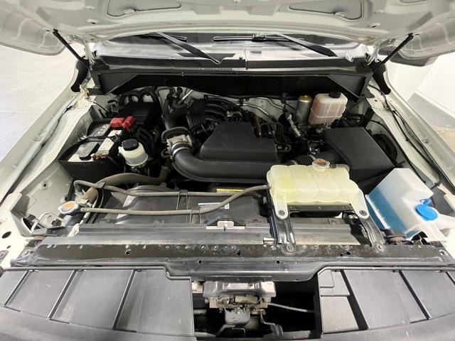 Photo of 2017 Glacier White Nissan NV Cargo NV2500 HD