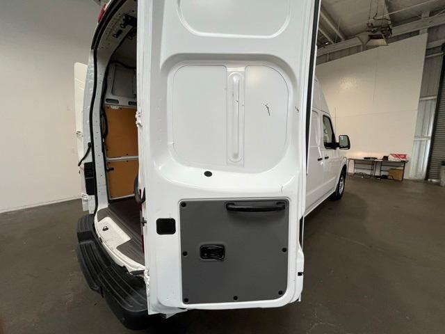Photo of 2017 Glacier White Nissan NV Cargo NV2500 HD