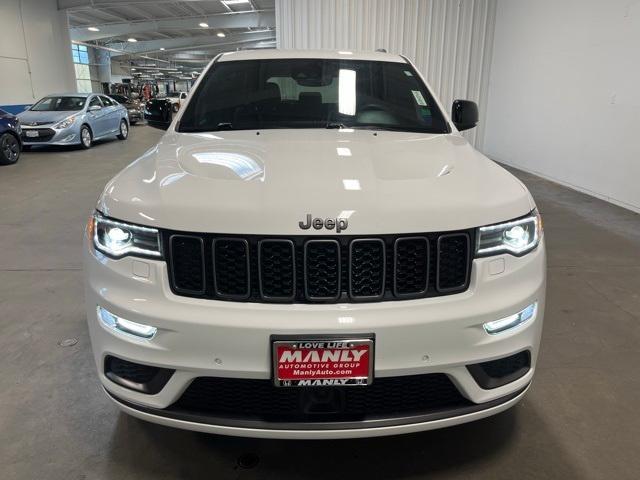 Photo of 2019 White Jeep Grand Cherokee