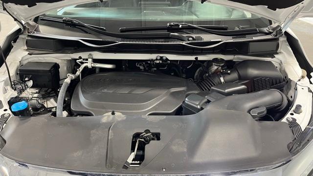 Photo of 2024 White Honda Odyssey