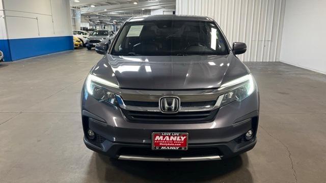 Photo of 2019 Gray Honda Pilot