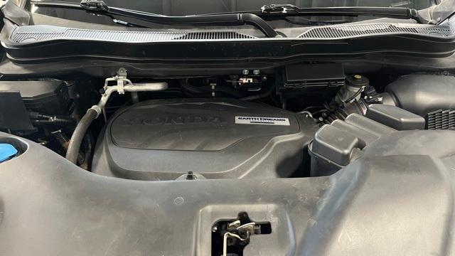 Photo of 2019 Gray Honda Pilot