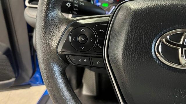 Photo of 2020 Blue Toyota Camry Hybrid