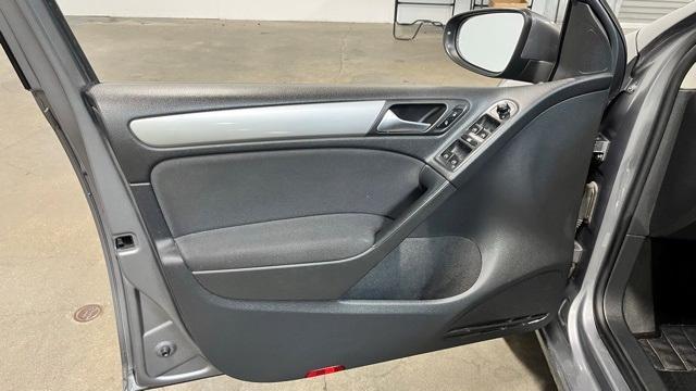 Photo of 2011 Gray Volkswagen Golf