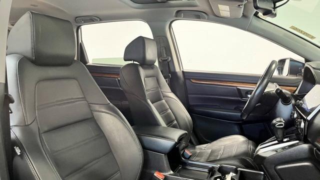 Photo of 2022 White Honda CR-V