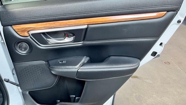 Photo of 2022 White Honda CR-V