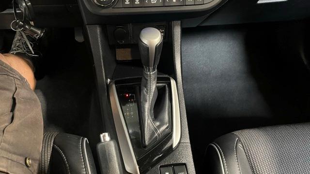 Photo of 2015 Black Toyota Corolla