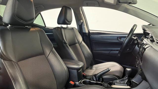 Photo of 2015 Black Toyota Corolla