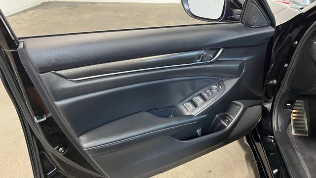 Photo of 2022 Black Honda Accord