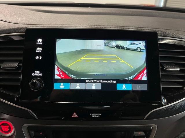Photo of 2022 Blue Honda Passport