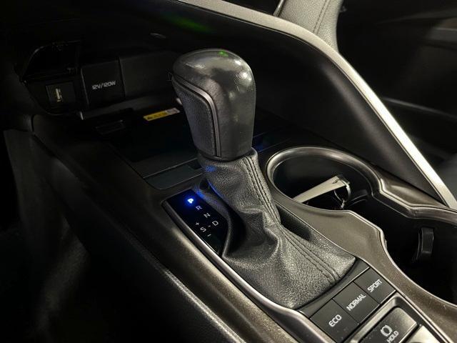 Photo of 2023 White Toyota Camry