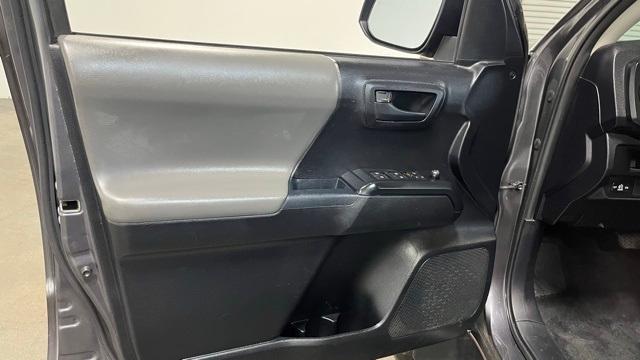 Photo of 2017 Gray Toyota Tacoma
