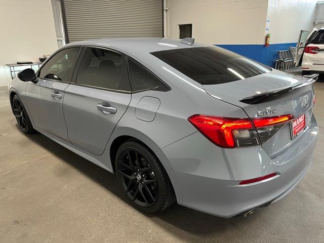 Photo of 2022 Sonic Gray Pearl Honda Civic Si