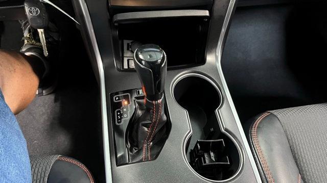 Photo of 2016 Gray Toyota Camry