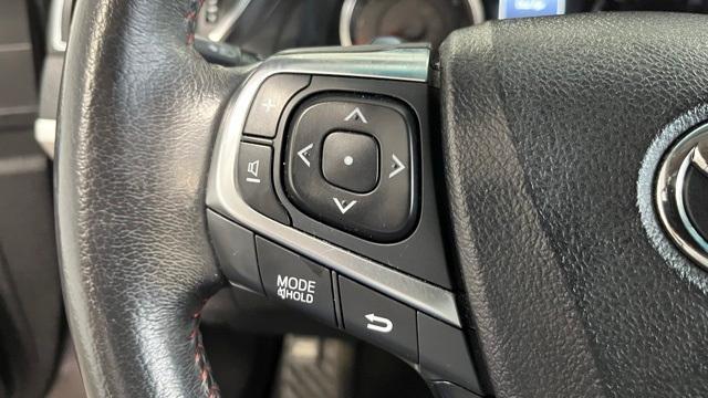 Photo of 2016 Gray Toyota Camry