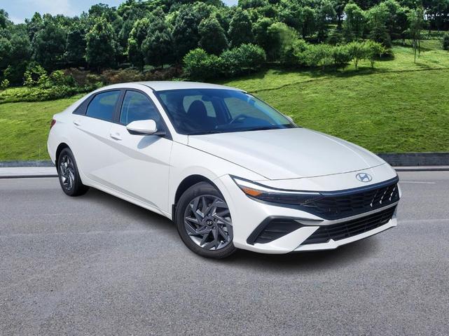 2024 Hyundai Elantra